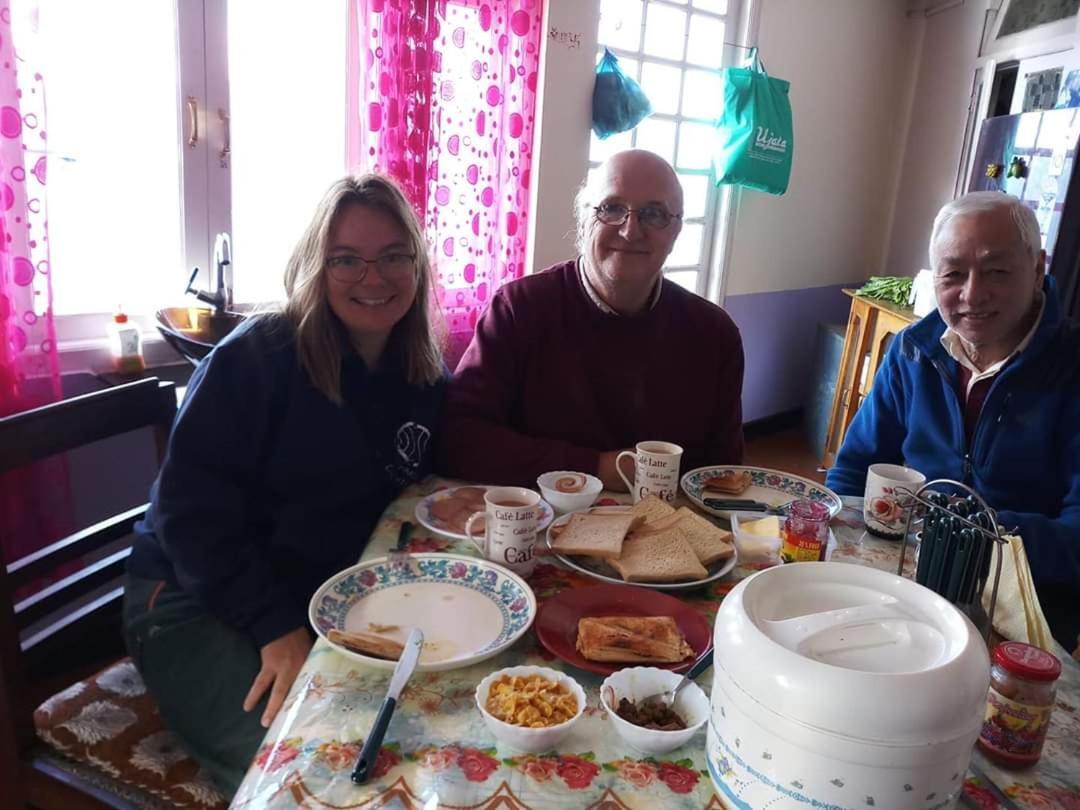 דרג'ילינג Yashita Homestay מראה חיצוני תמונה